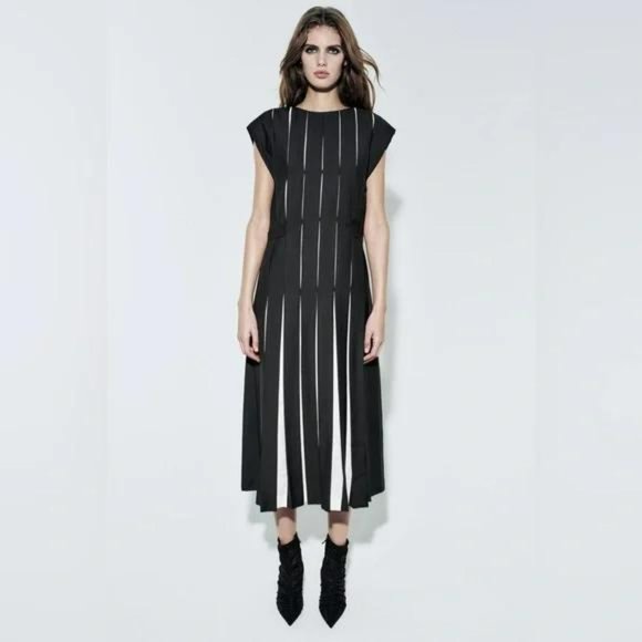 ZARA WOOL BLEND BOX PLEAT DRESS LIMITED EDITION - Picture 4 of 5
